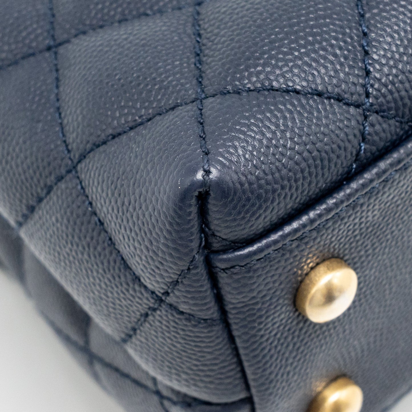 Chanel Small Coco Handle Caviar Navy GHW