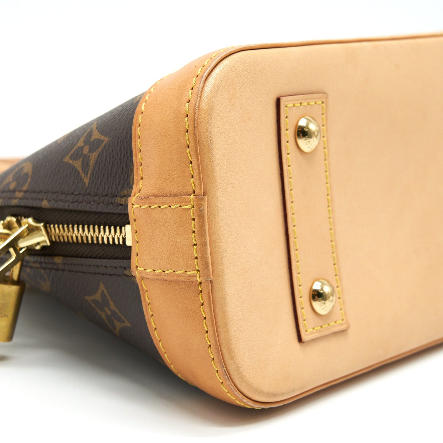 Louis Vuitton Monogram canvas alma BB