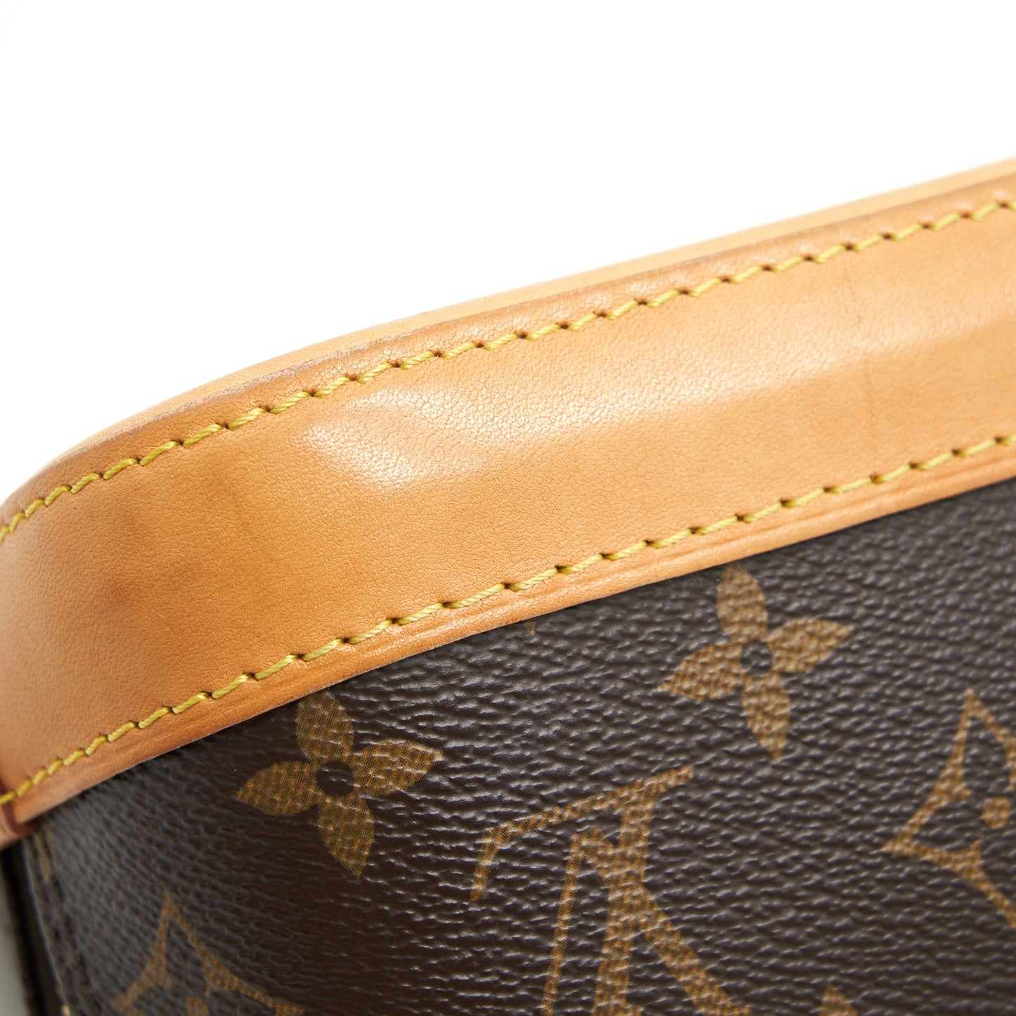 Louis Vuitton Monogram canvas alma BB