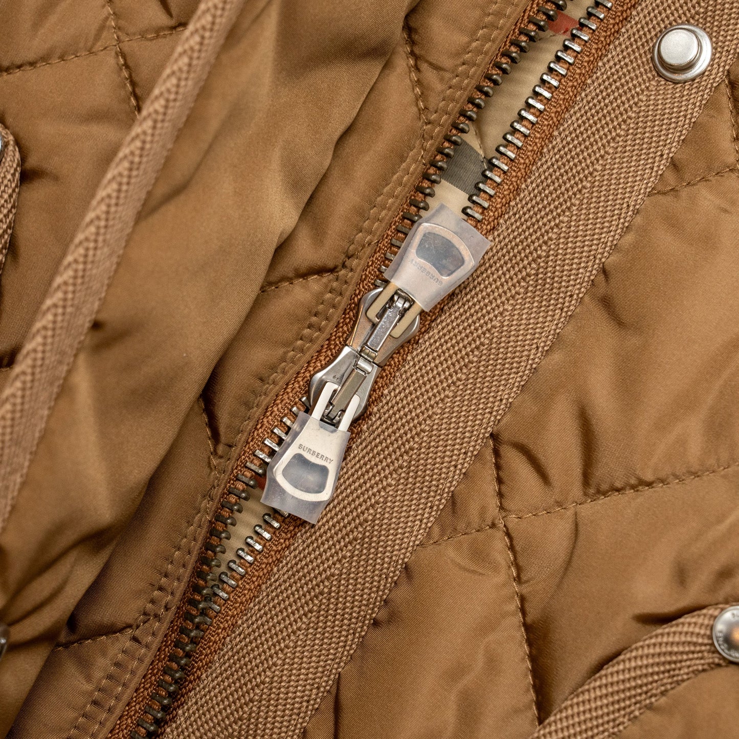 Burberry Size M Quilted Hooded Shell Jacket Polyamide Caramel