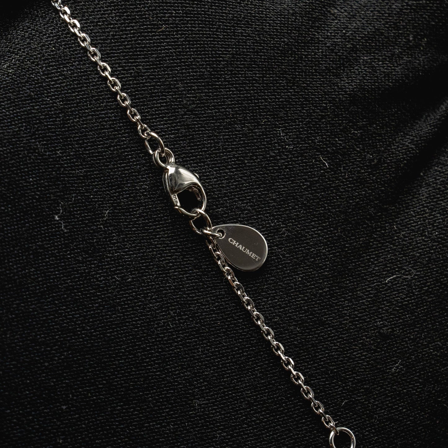 Chaumet Josephine ronde d’aigrettes necklace white gold with diamonds