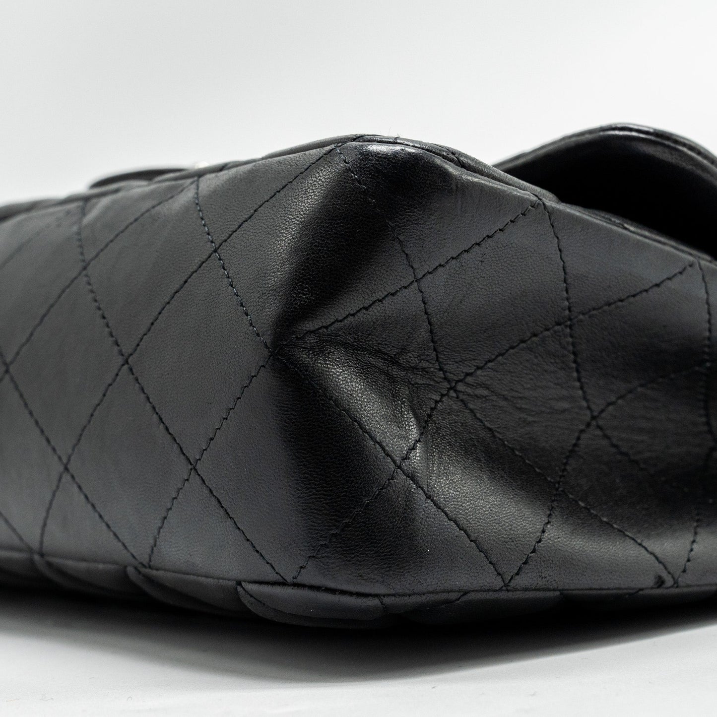 Chanel Jumbo Classic single Flap Bag Lambskin Black SHW