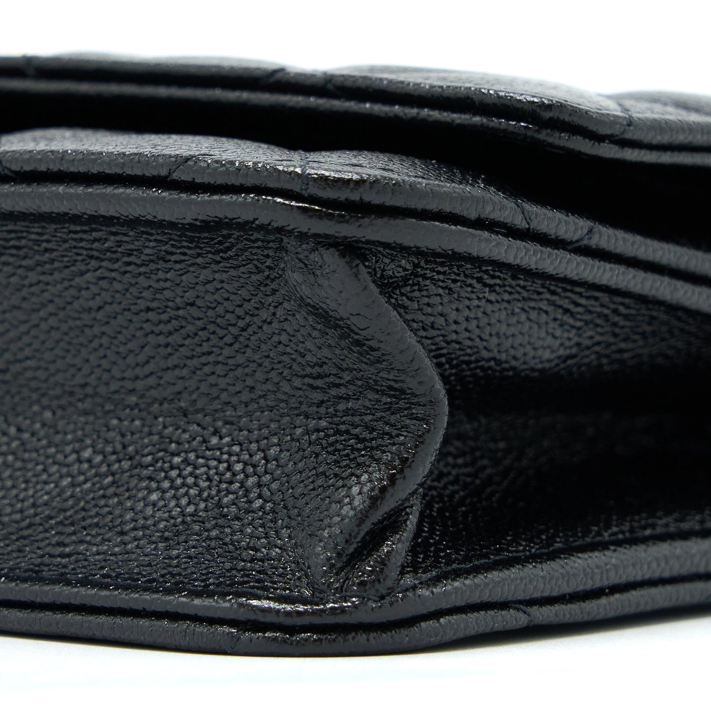 Chanel 22B Detail CC Logo Wallet On Chain Caviar Black LGHW (Microchip)