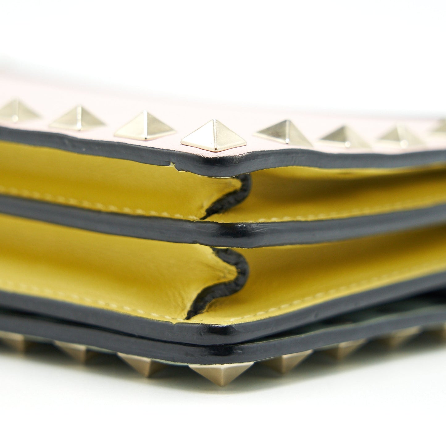 VALENTINO ROCKSTUD CHAIN POUCH MULTICOLORED