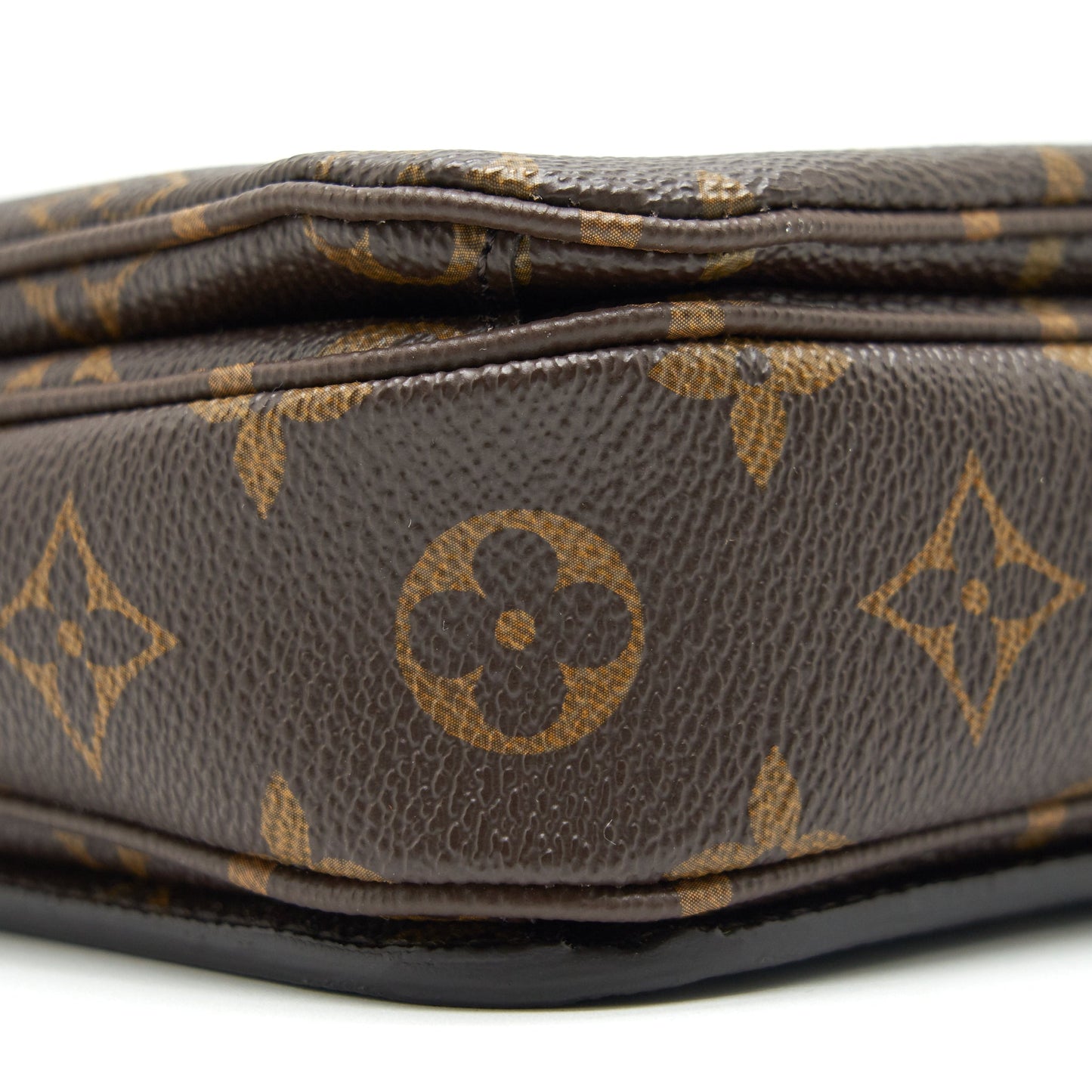 LOUIS VUITTON POCHETTE METIS MONOGRAM