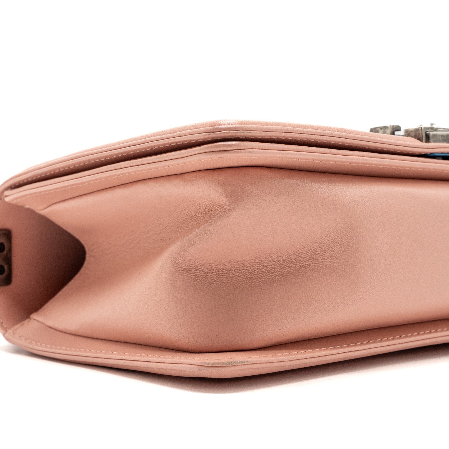 Chanel medium boy bag lambskin light pink ruthenium hardware