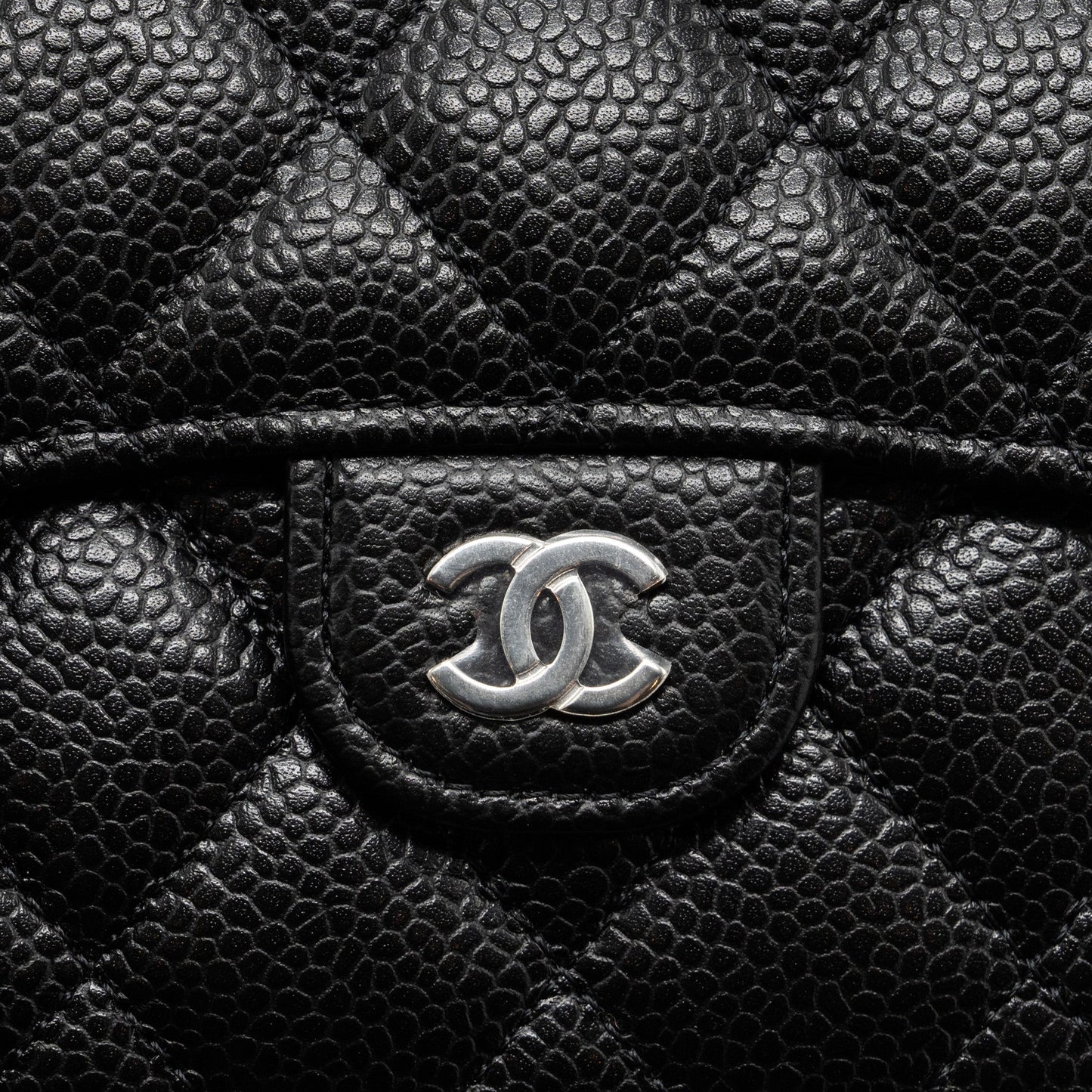 Chanel Classic Compact Wallet Caviar Black SHW (Microchip)
