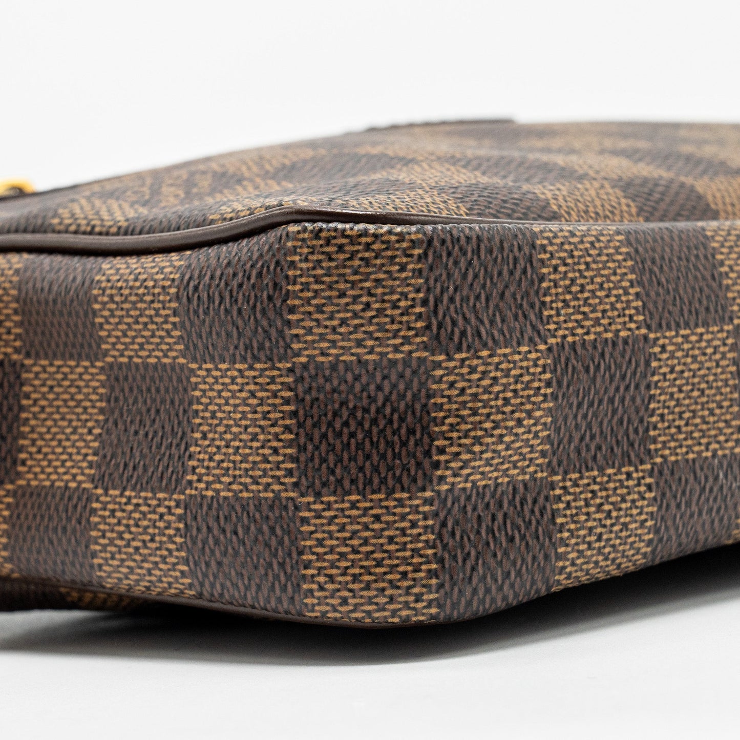 Louis Vuitton Pouch Damier Ebene GHW
