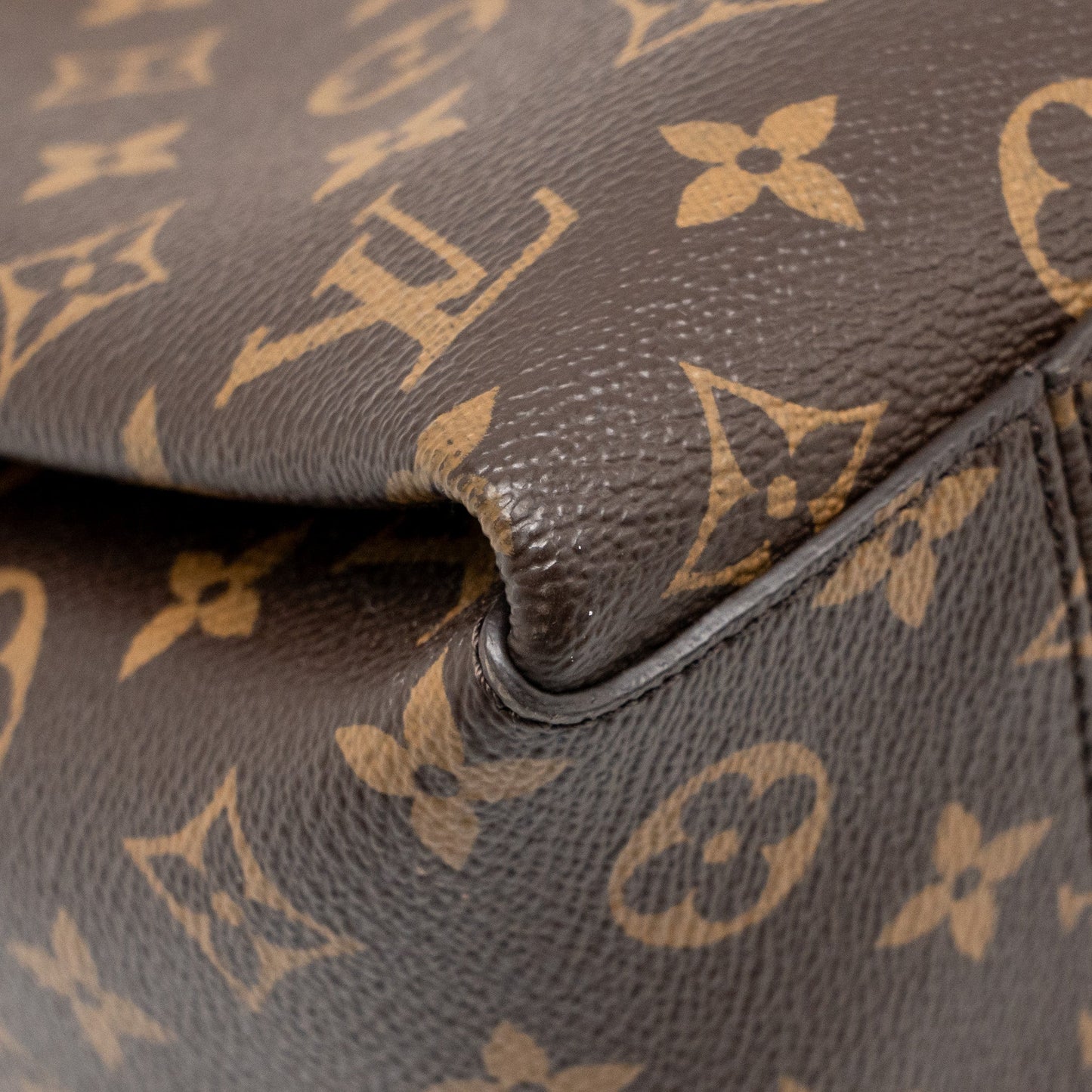 Louis Vuitton Soufflot MM Monogram Canvas GHW