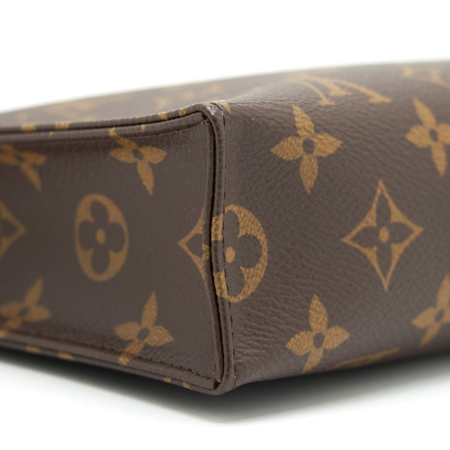 Louis Vuitton toiletry 26 in Monogram