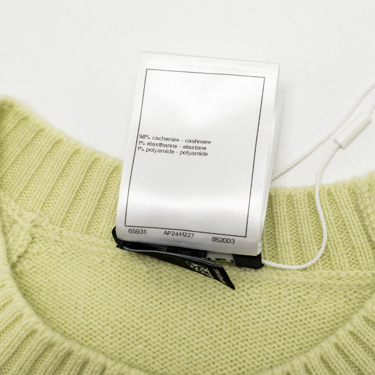 Chanel 24b Size 38 Turnlock Pull Over Cashmere Light Green SHW