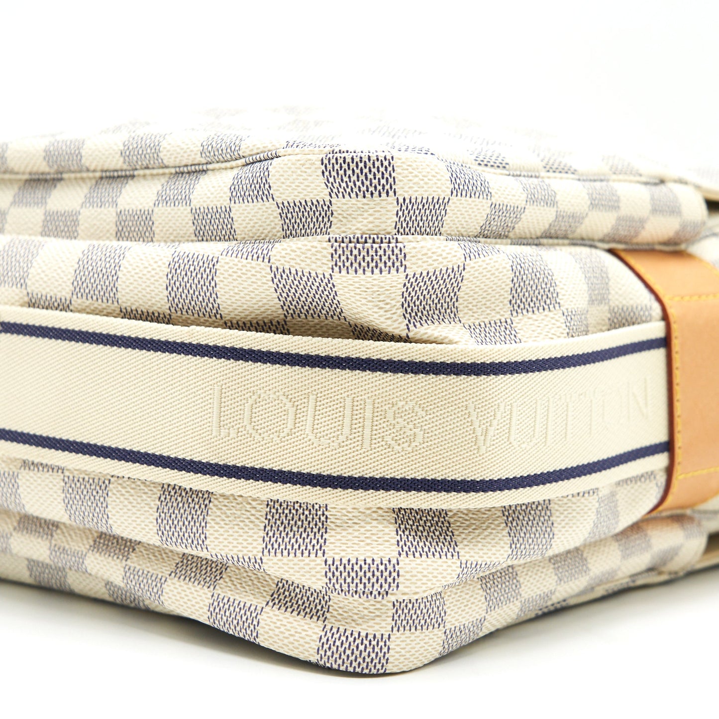 LOUIS VUITTON Damier Azur Canvas Naviglio Messenger Bag