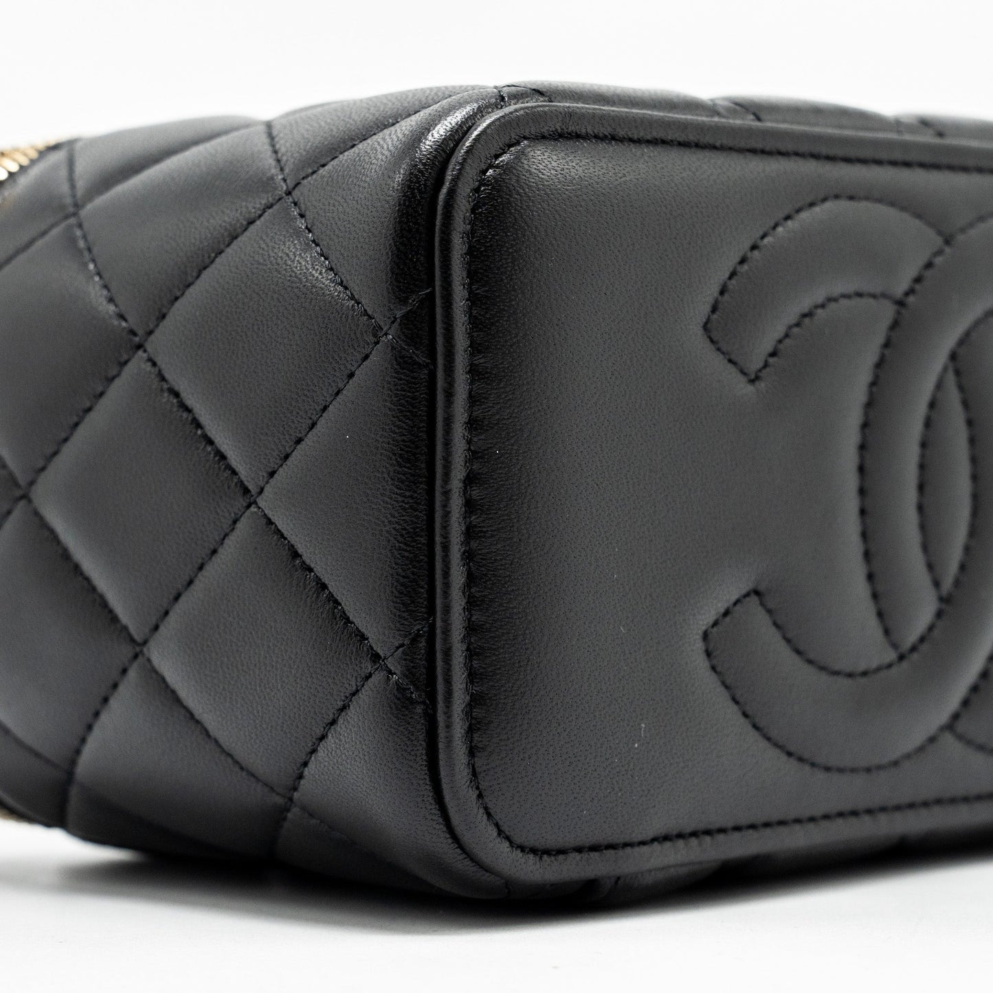 Chanel Top Handle Long Vanity Case Lambskin Black LGHW (Microchip)