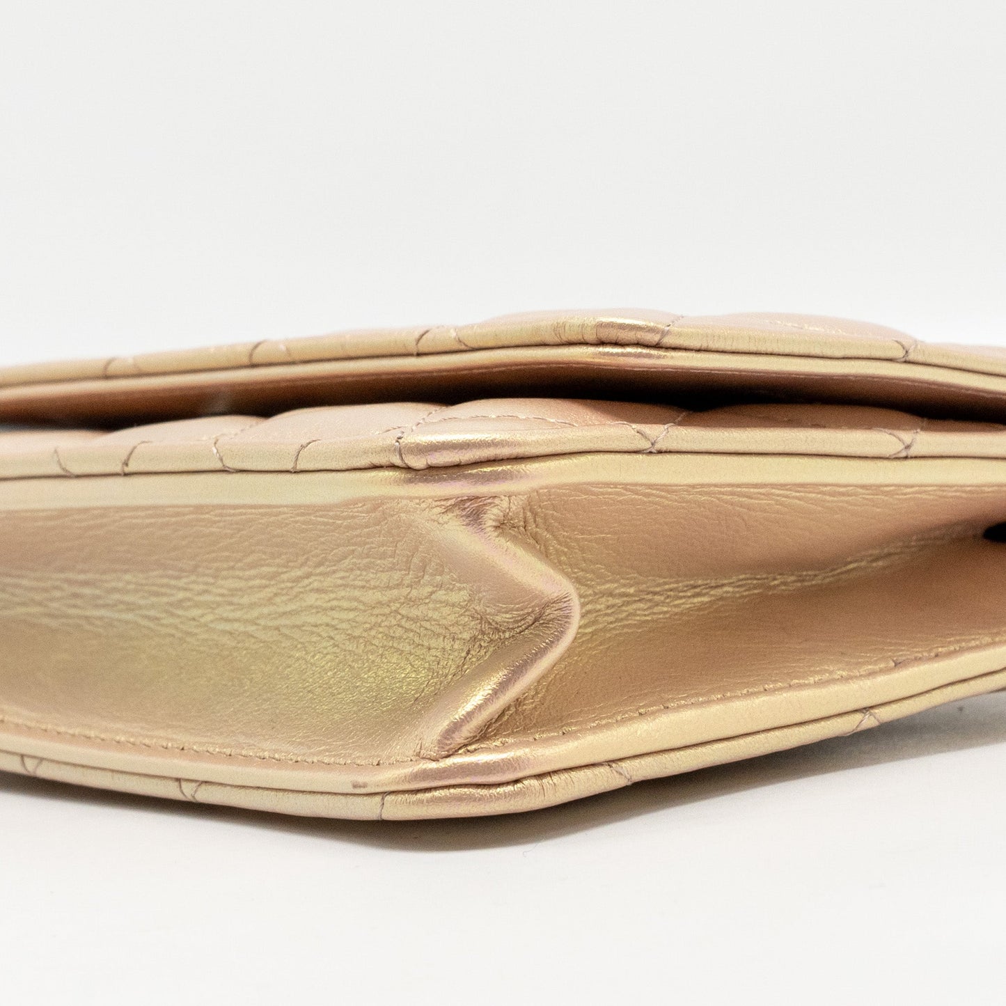 Chanel Classic Wallet on Chain Lambskin Iridescent Pink SHW (Microchip)