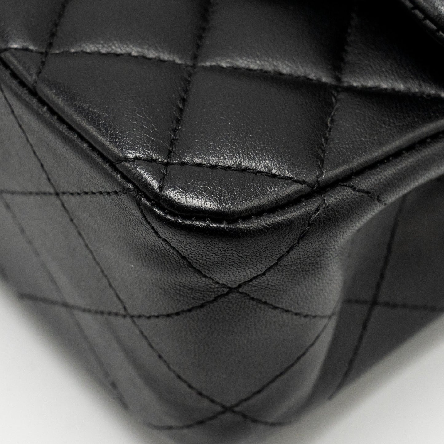 Chanel Medium Classic Double  Flap Bag Lambskin Black GHW