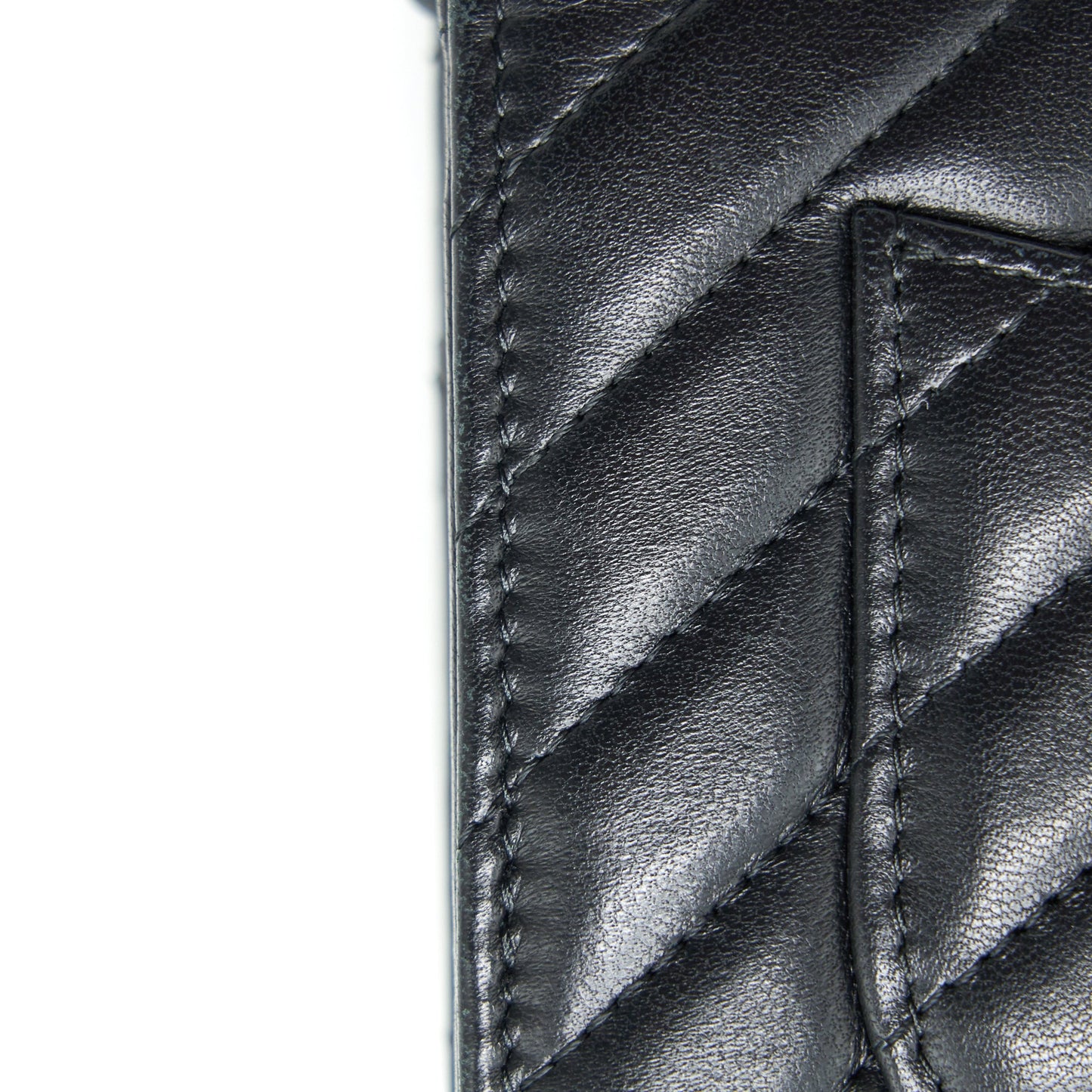 CHANEL CHEVRON WALLET ON CHAIN LAMBSKIN BLACK WITH GHW