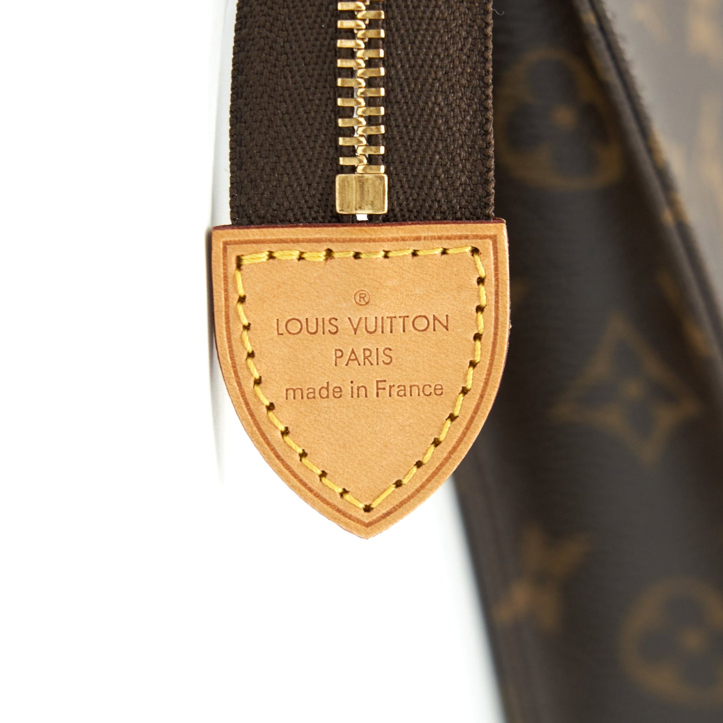 Louis Vuitton Toiletry Pochette 26 Monogram Canvas