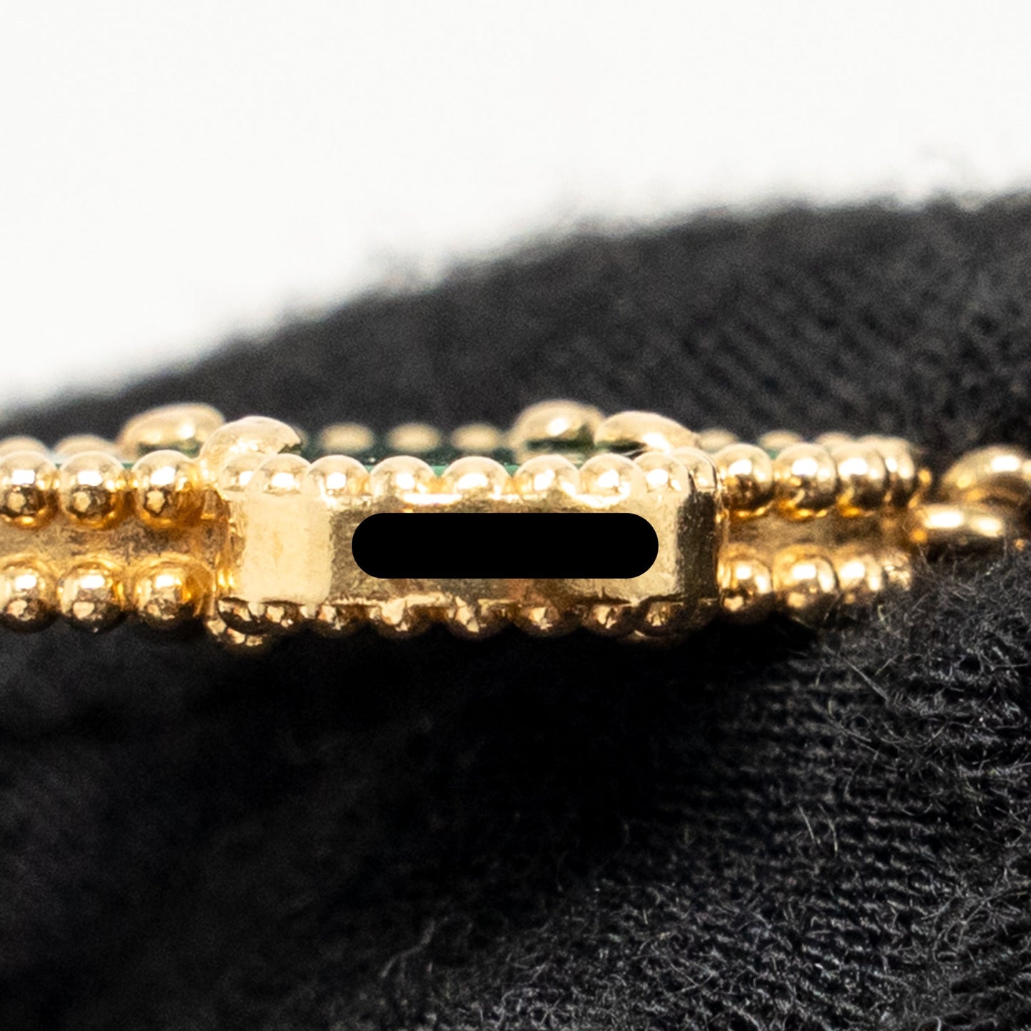 Van Cleef and Arpels vintage Alhambra bracelet 5 motif, Yellow Gold, Malacheite
