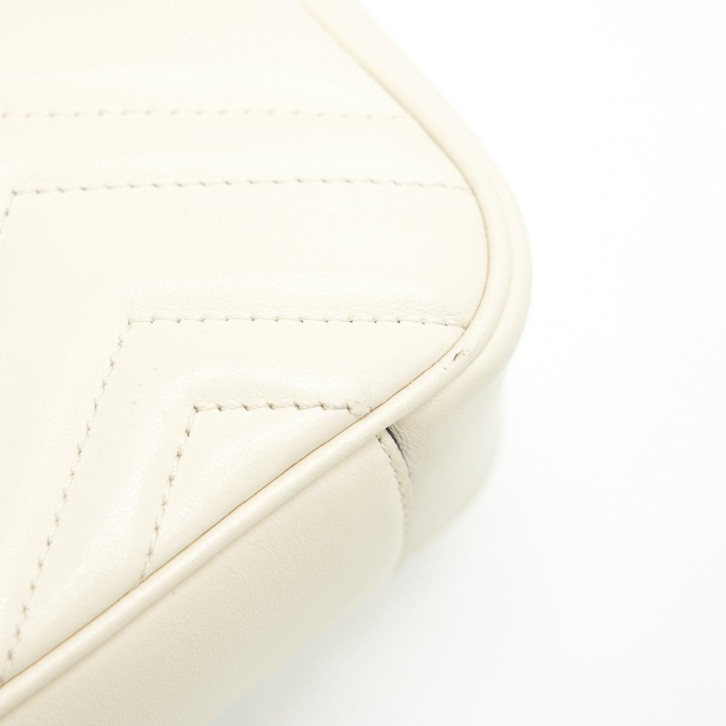 GUCCI GG MINI MARMONT CREAM WHITE