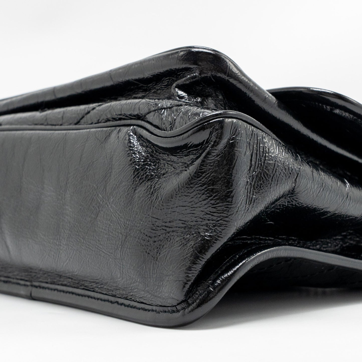 Saint Laurent / YSL Medium Niki Calfskin Black SHW