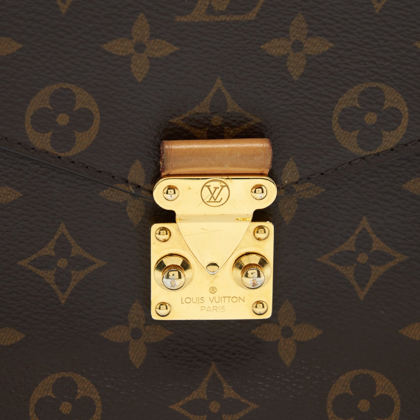 Louis Vuitton Pochette Métis Monogram Canvas GHW