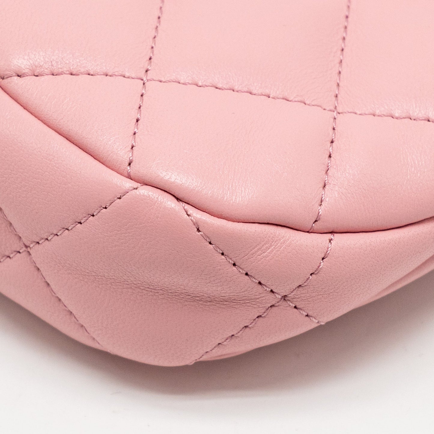 Chanel 22k Hobo Shoulder Bag with Logo Chain Lambskin Pink GHW (microchip)