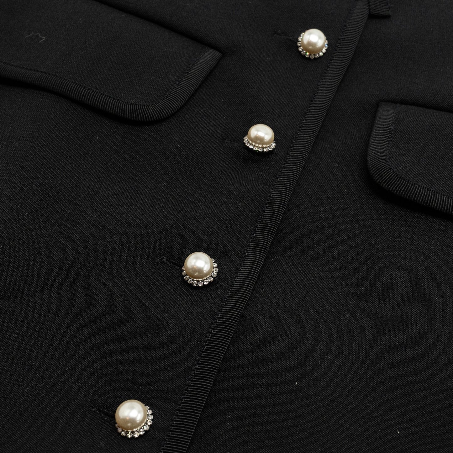 MIU MIU Size 36 Mini Skirt With Pearl Button Virgin Wool Black