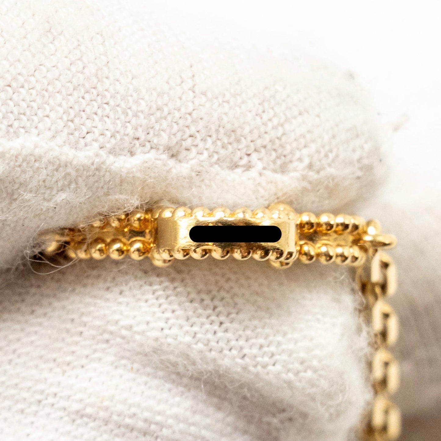 Van Cleef & Arpels Vintage Alhambra Bracelet 5 Motifs White Mother-of-Pearl, Yellow Gold