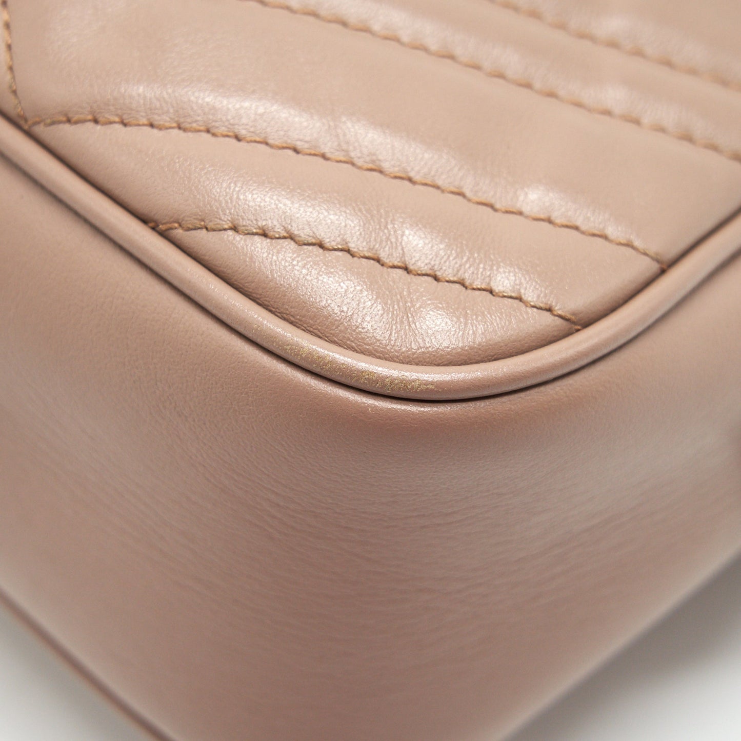 Gucci GG Marmont Small Matelasse Shoulder Bag in Beige