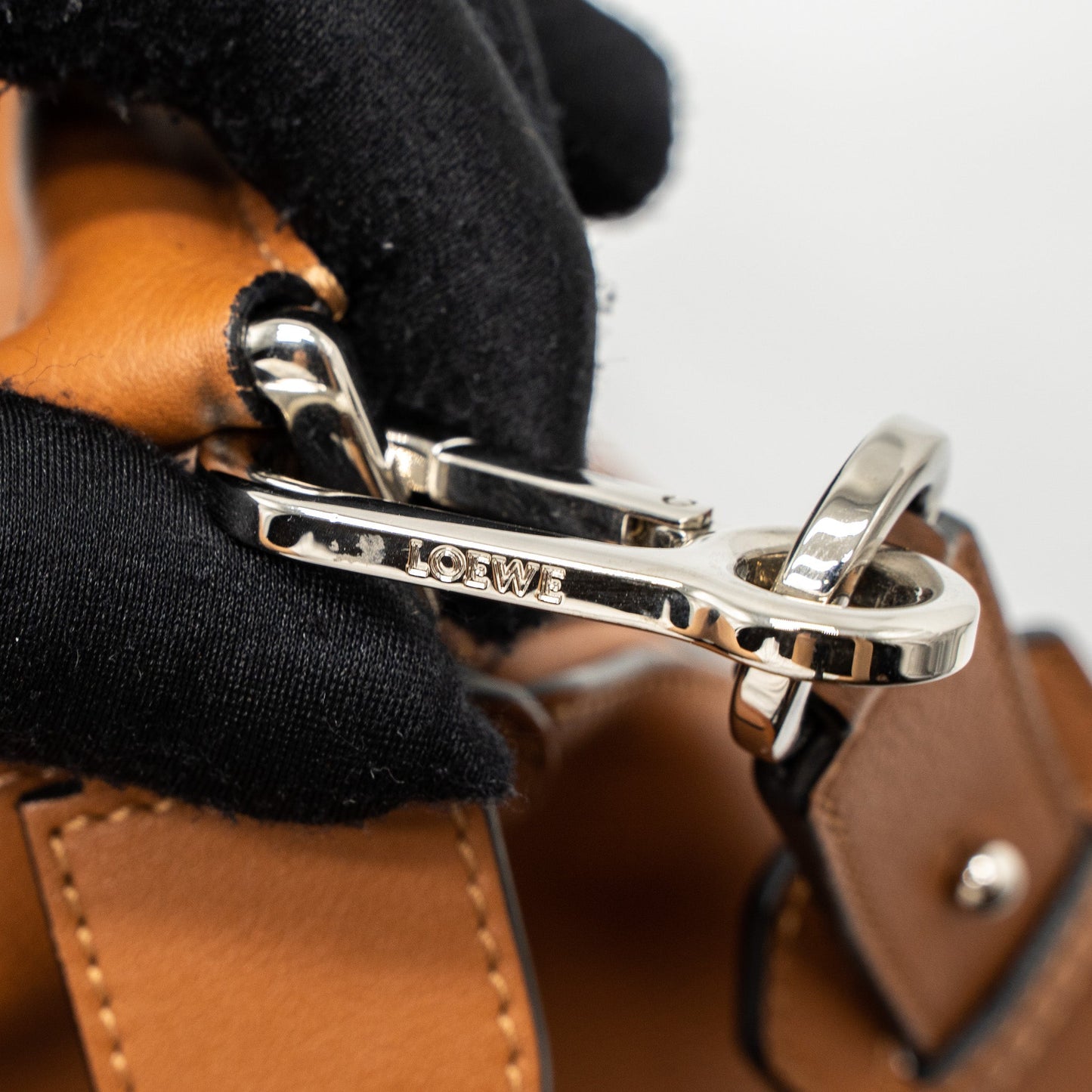 Loewe Medium Puzzle Bag Calfskin Tan SHW