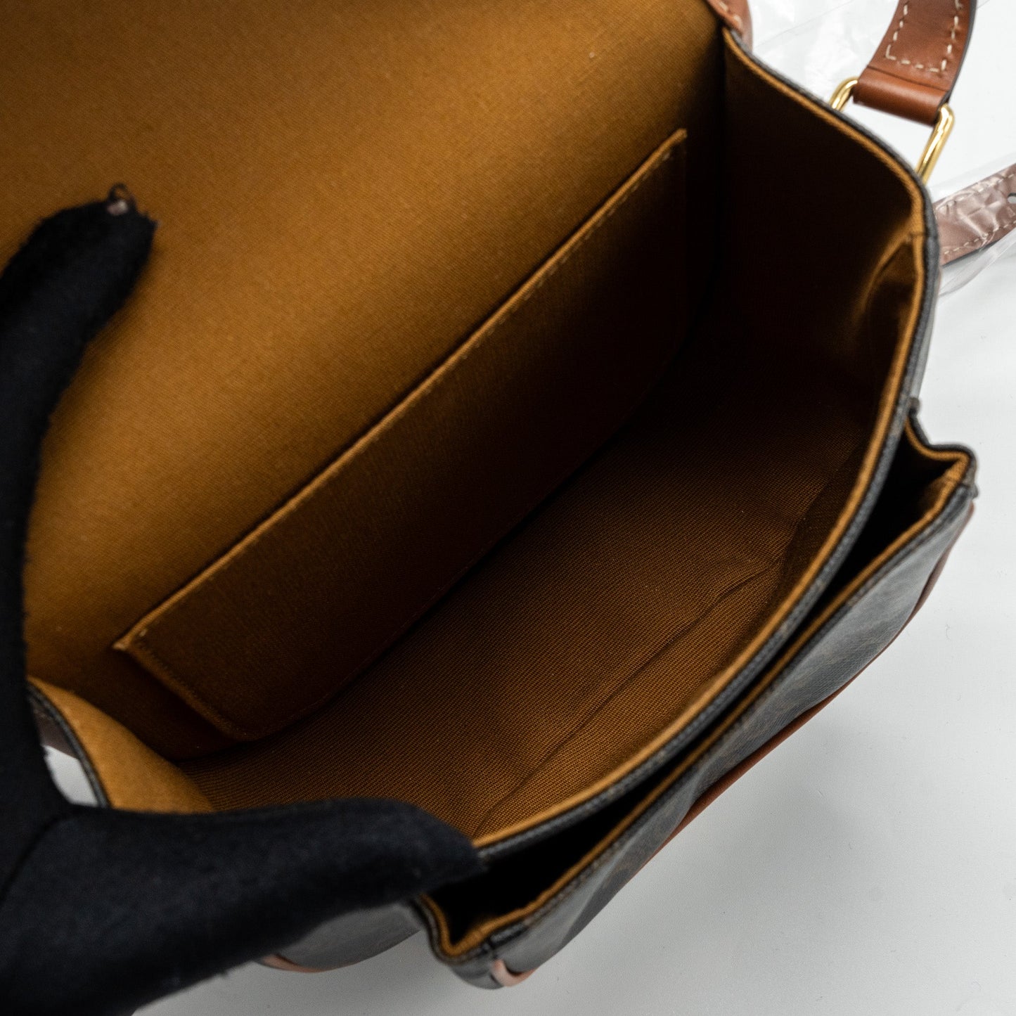 Celine medium Folco bag TRIOMPHE CANVAS AND CALFSKIN TAN GHW