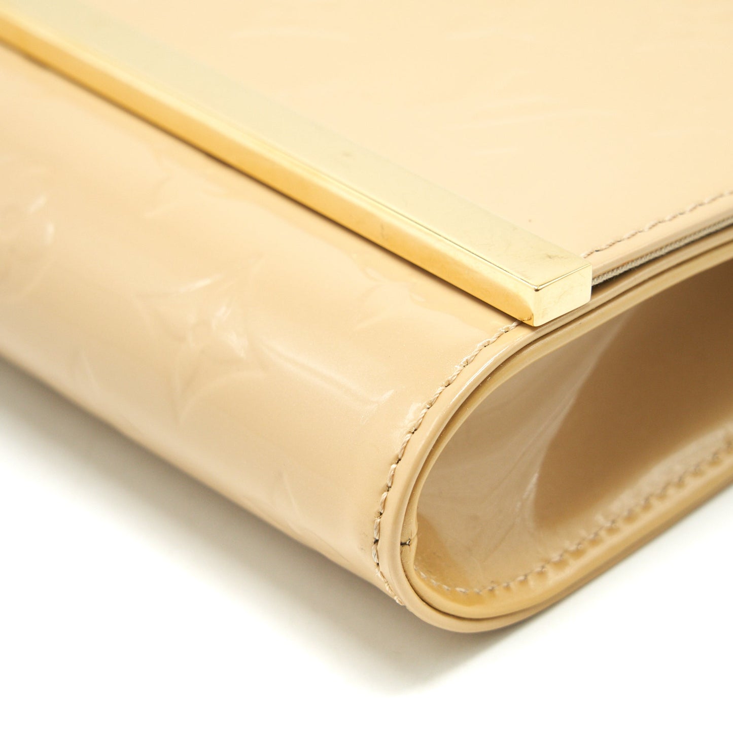 Louis Vuitton Vernis Ana Clutch Patent Leather Beige GHW