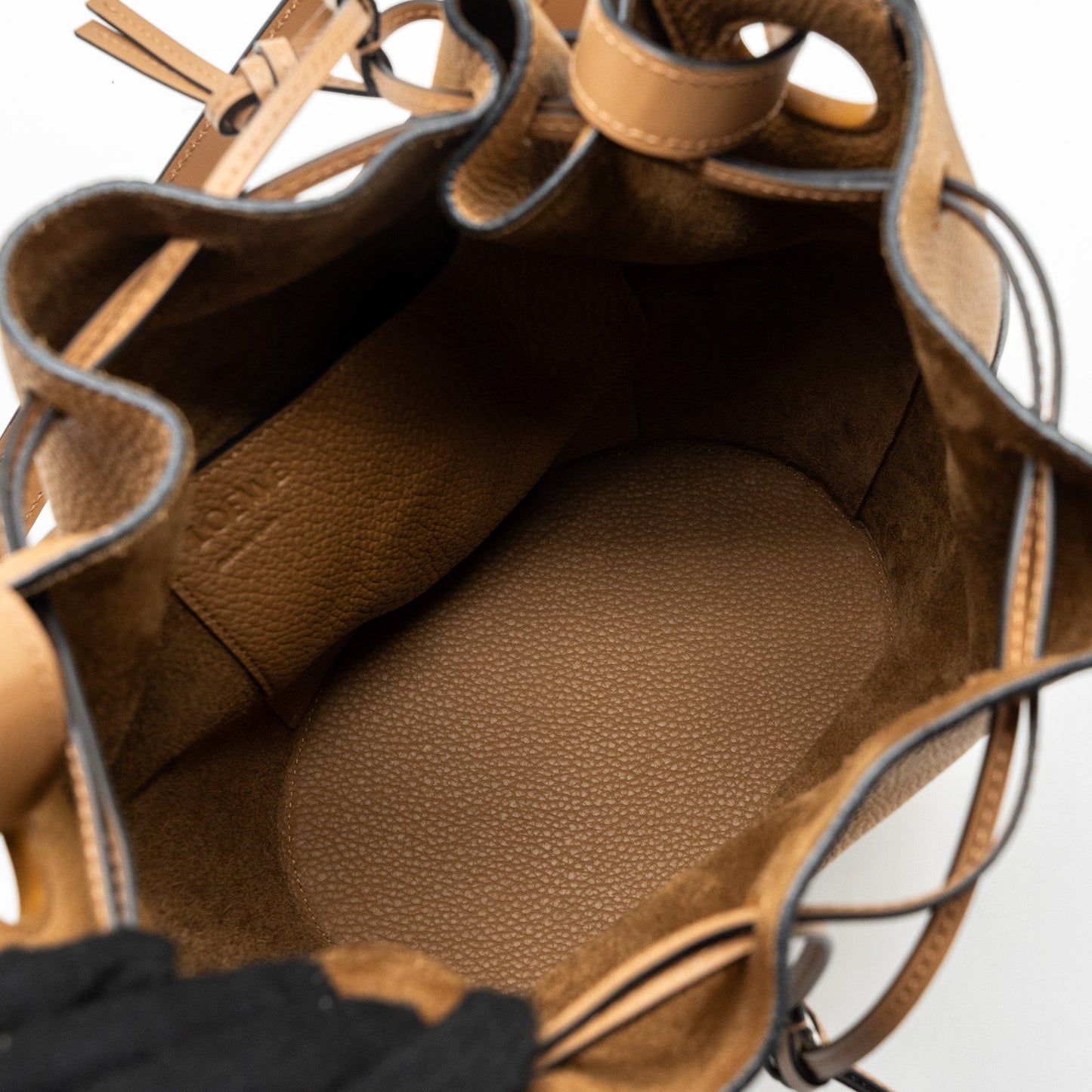 Loewe Bolso Balloon bucket bag calfskin toffee SHW