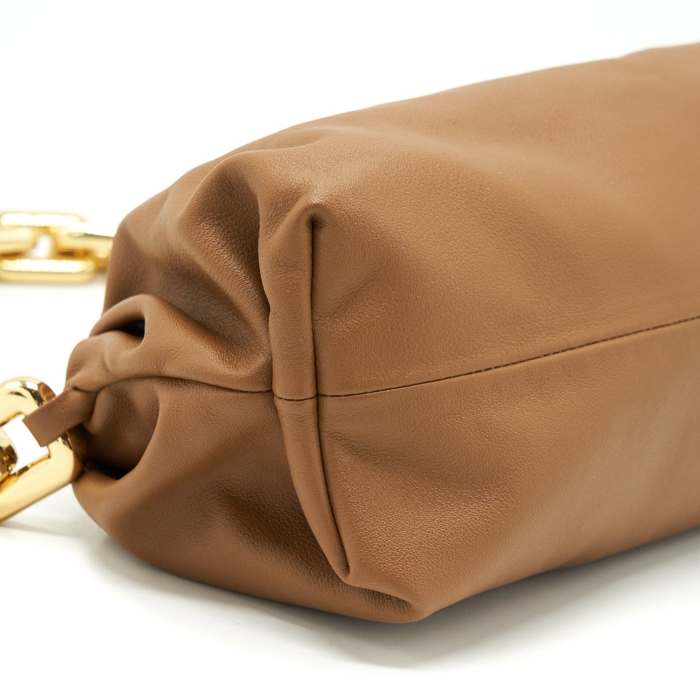 Bottega Veneta Chain Pouch Calfskin Camel GHW