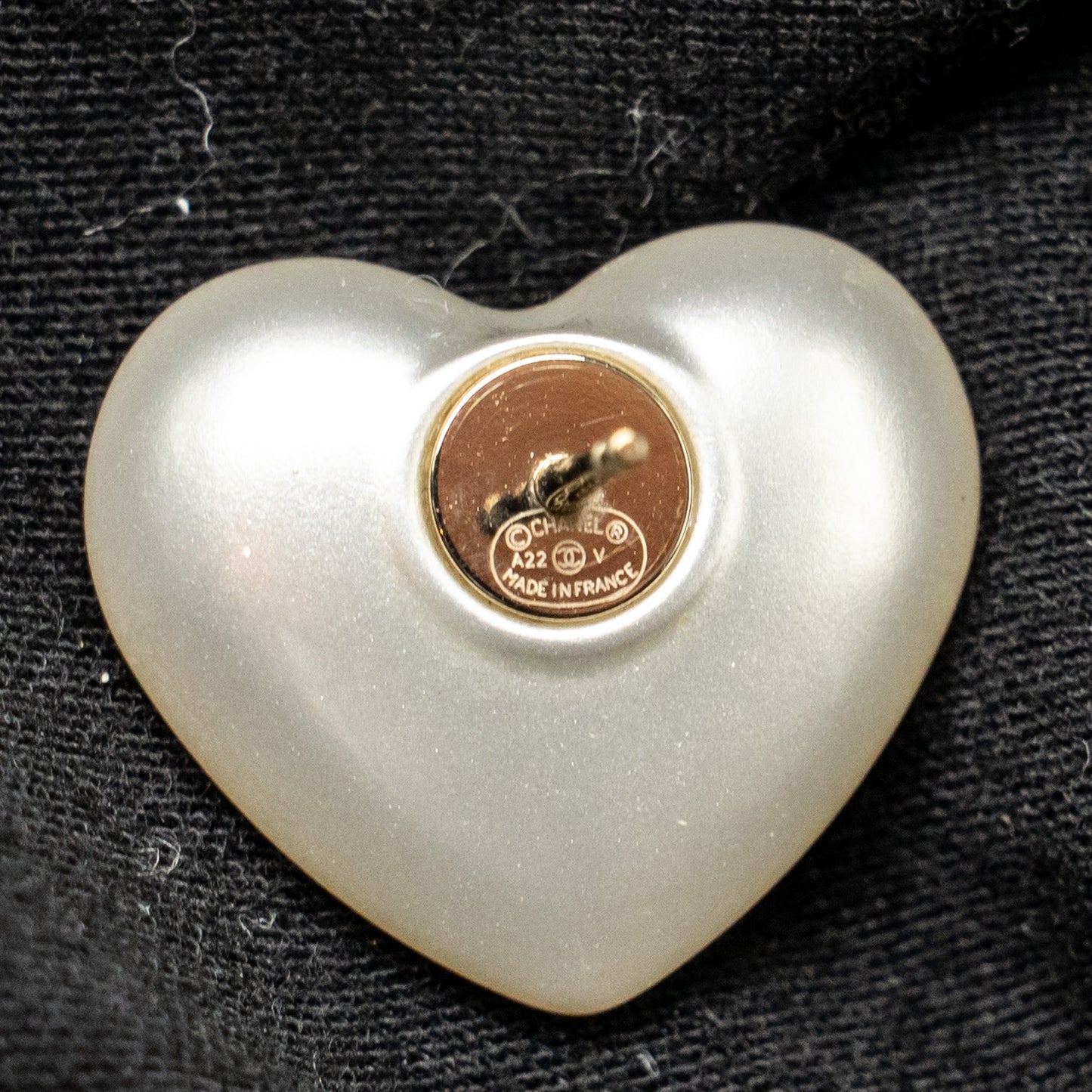 CHANEL Heart Pearl with Crystal CC Logo Earrings Light Gold Tone