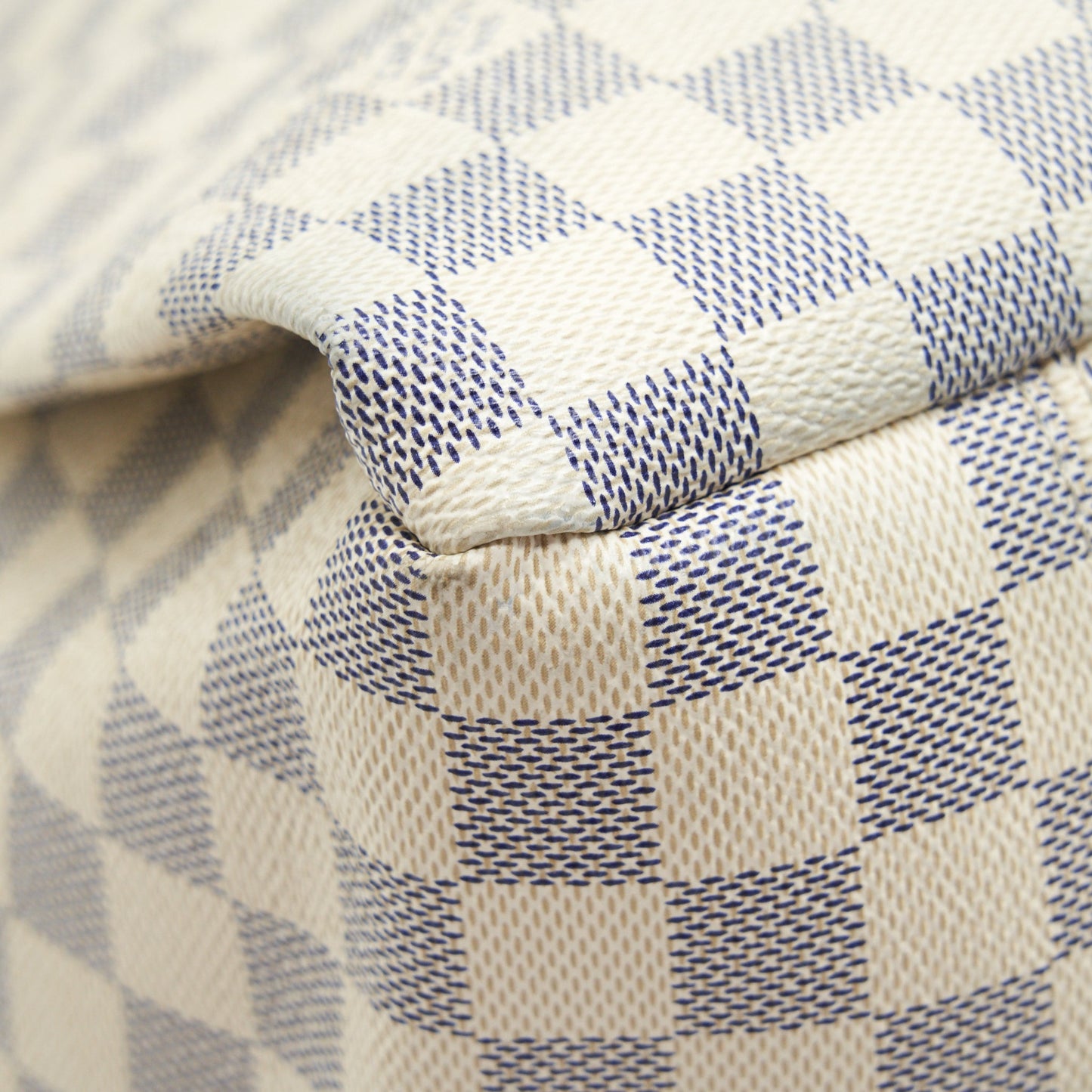 Louis Vuitton Artsy In Azur