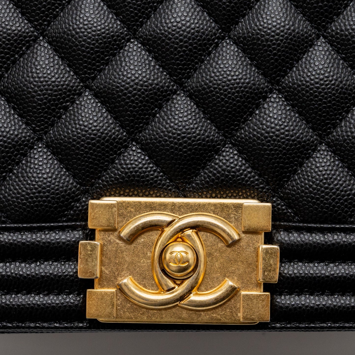 Chanel Medium Classic Boy Bag Caviar Black Brushed GHW (microchip)