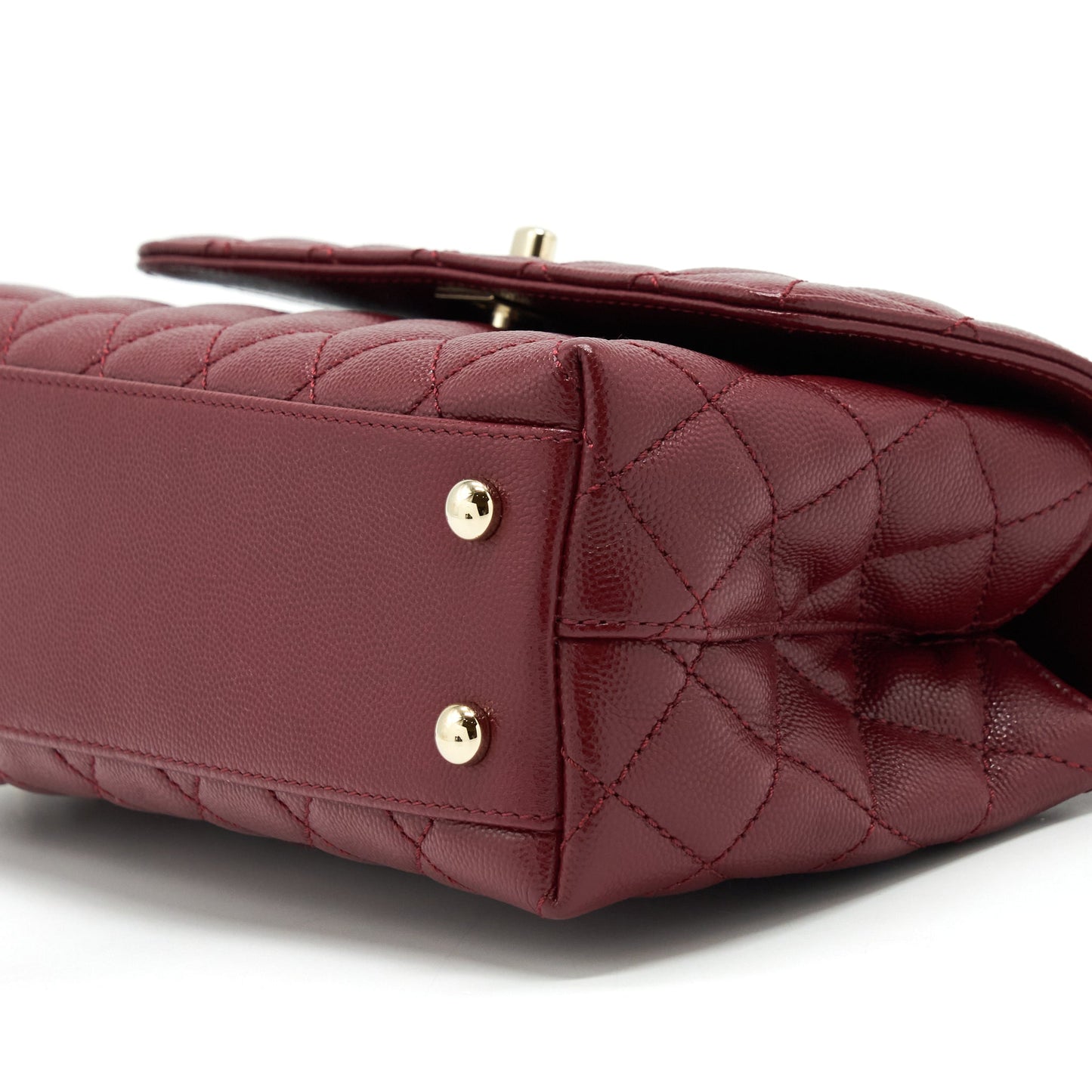 Chanel 21A Small Coco Handle Caviar NC635 Burgundy LGHW