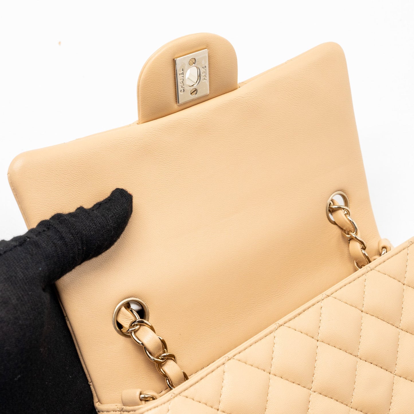 Chanel 22C mini rectangular flap bag lambskin beige LGHW (microchip)