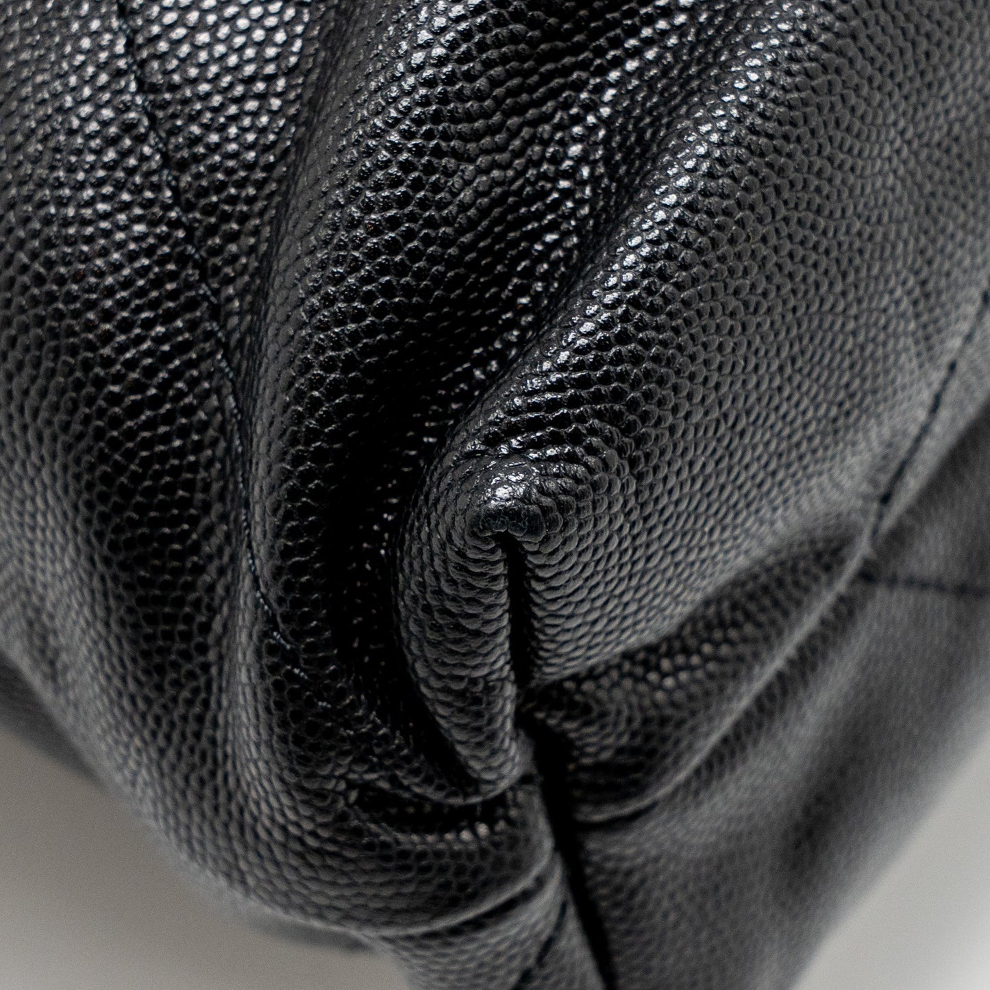 Chanel Medium 22 Bag Black Letter Caviar Black GHW (Microchip)