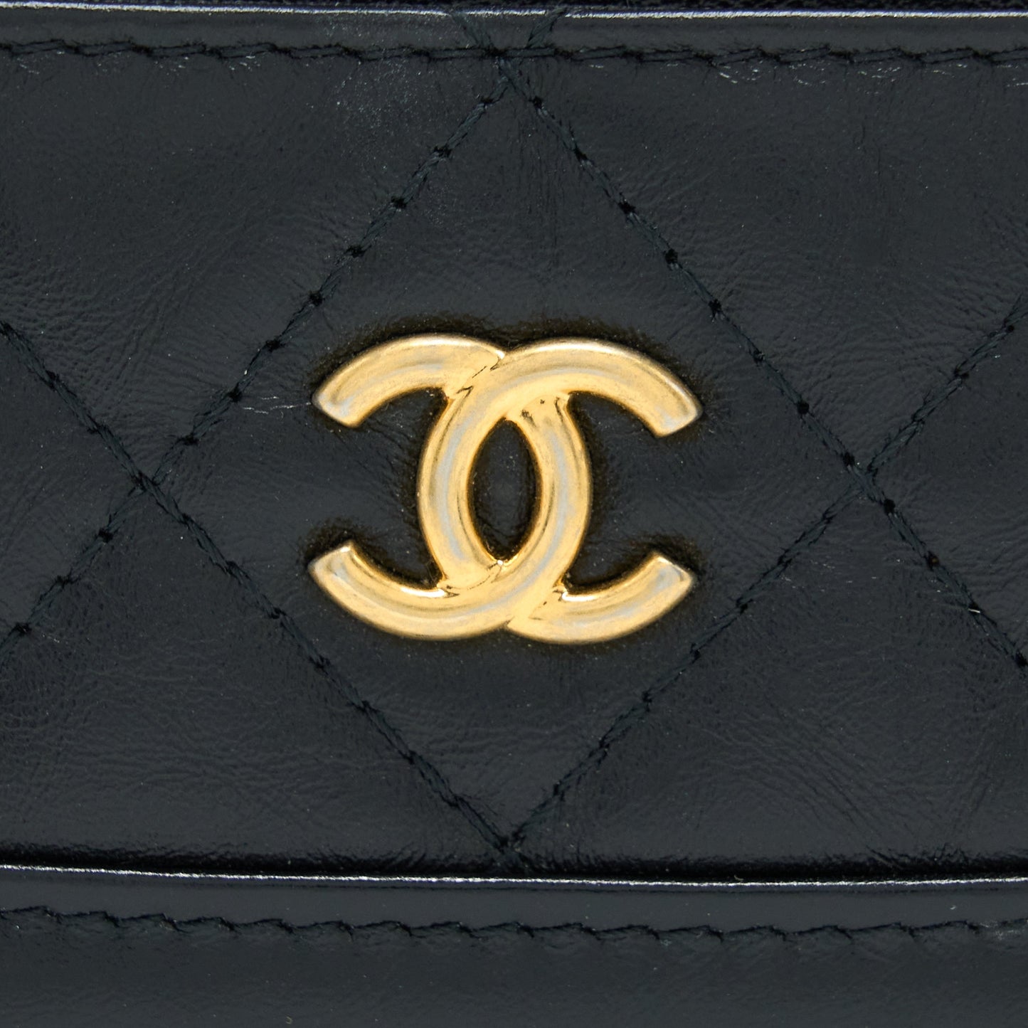 Chanel Gabrielle Card Holder Aged Calfskin Black GHW