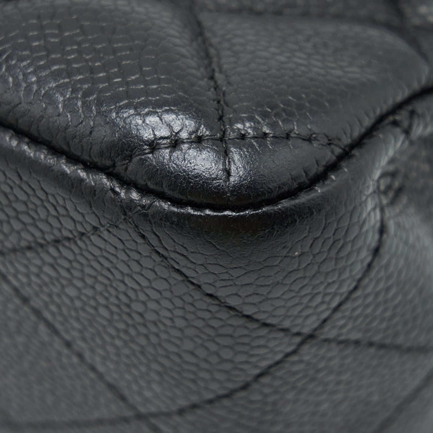 Chanel Jumbo Single Flap Bag Caviar Black GHW