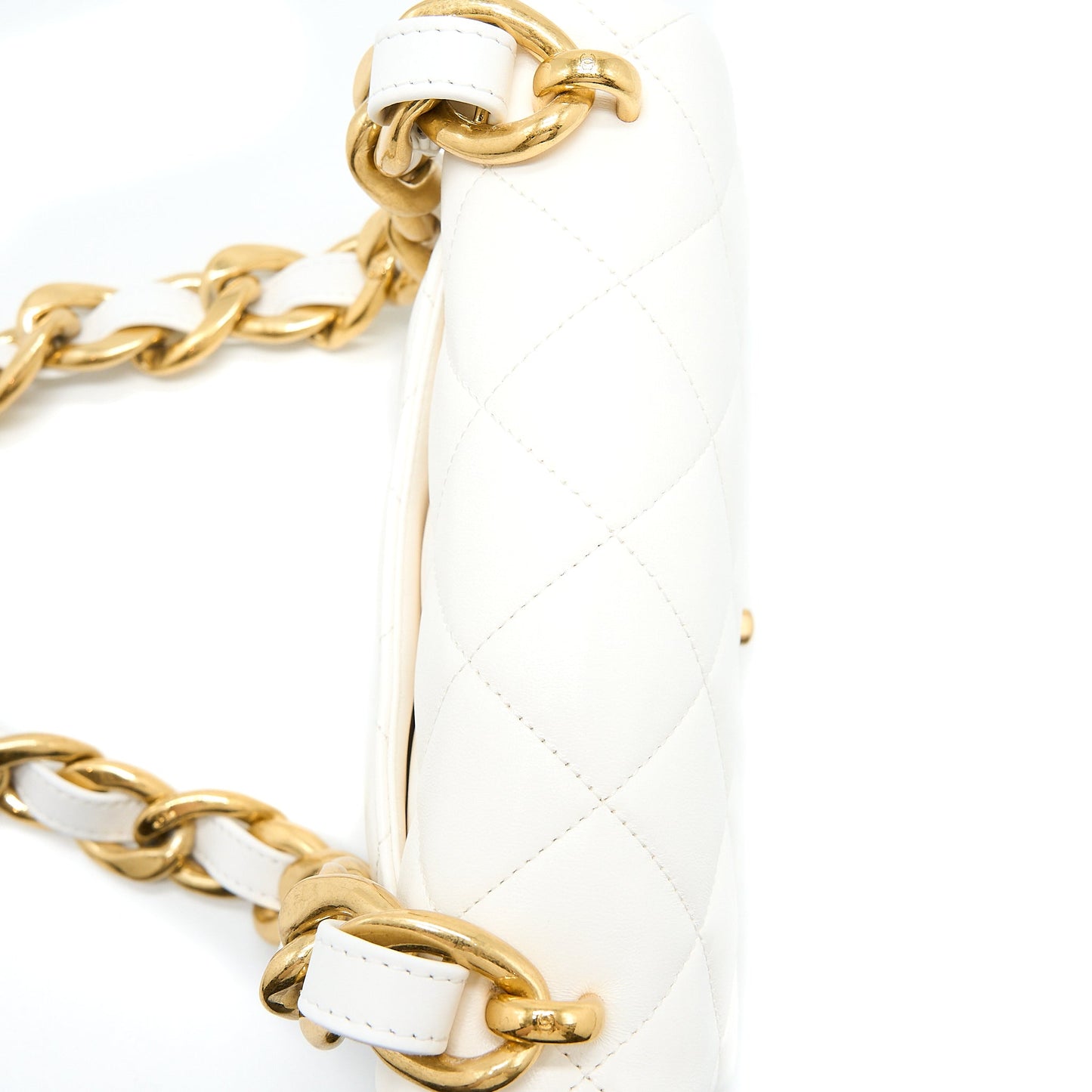 Chanel 22S Giant Chain Flap Shoulder Bag Lambskin White Brushed GHW (Microchip)