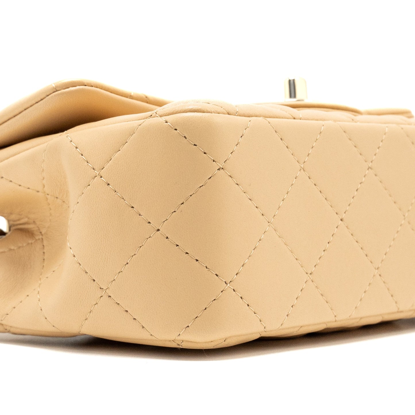 Chanel 22C mini rectangular flap bag lambskin beige LGHW (microchip)