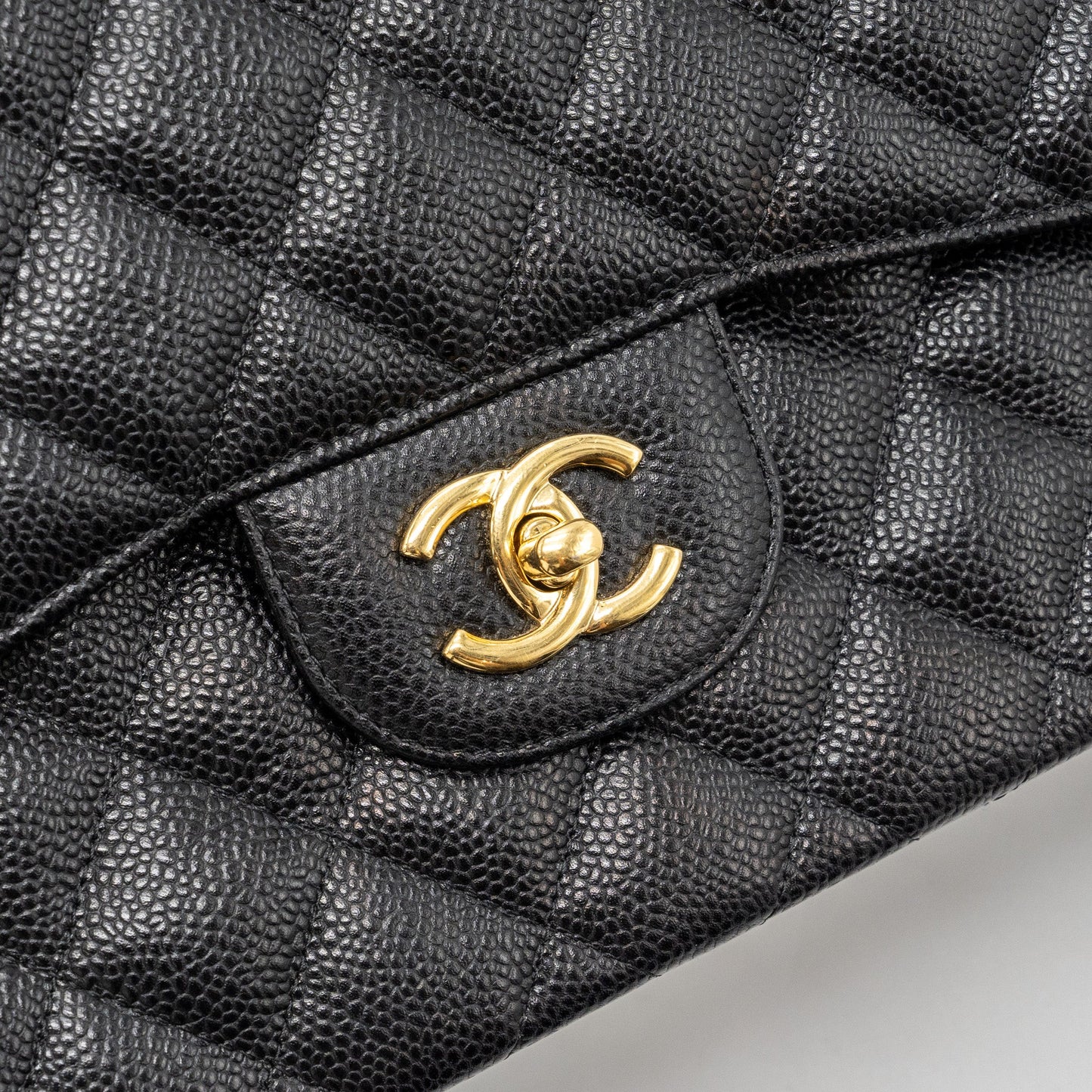 Chanel jumbo classic double flap bag caviar Black GHW