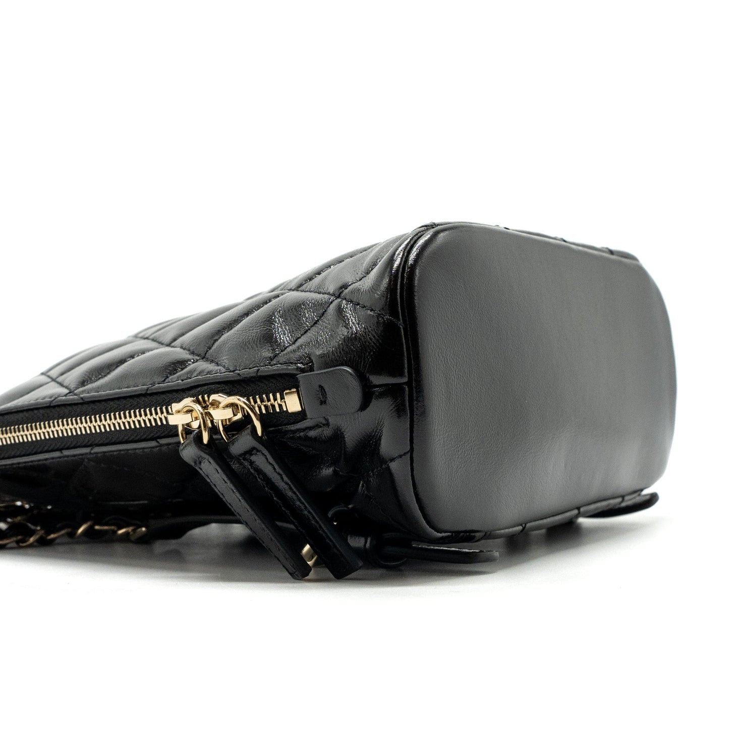 Chanel 22A Backpack Patent Black LGHW (Microchip)
