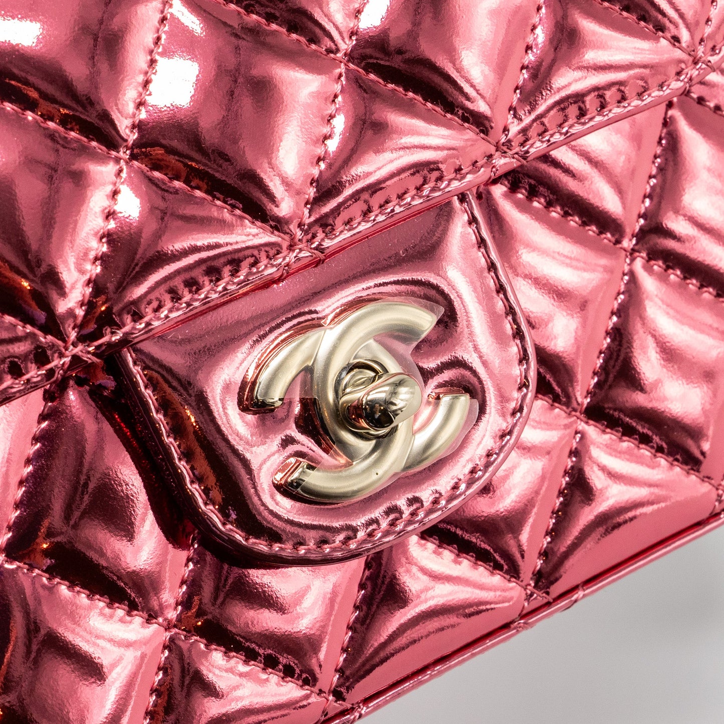 Chanel 24C Mini Flap Bag with Star Coin Purse Patent/Calfskin Metallic Pink LGHW (Microchip)
