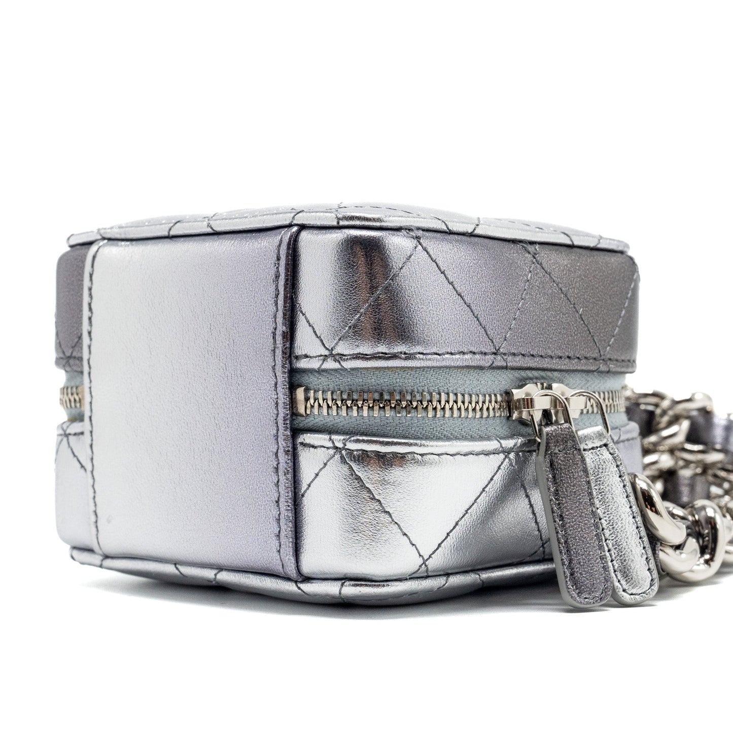 Chanel 22c coco punk purse with giant chain lambskin metallic silver/black SHW