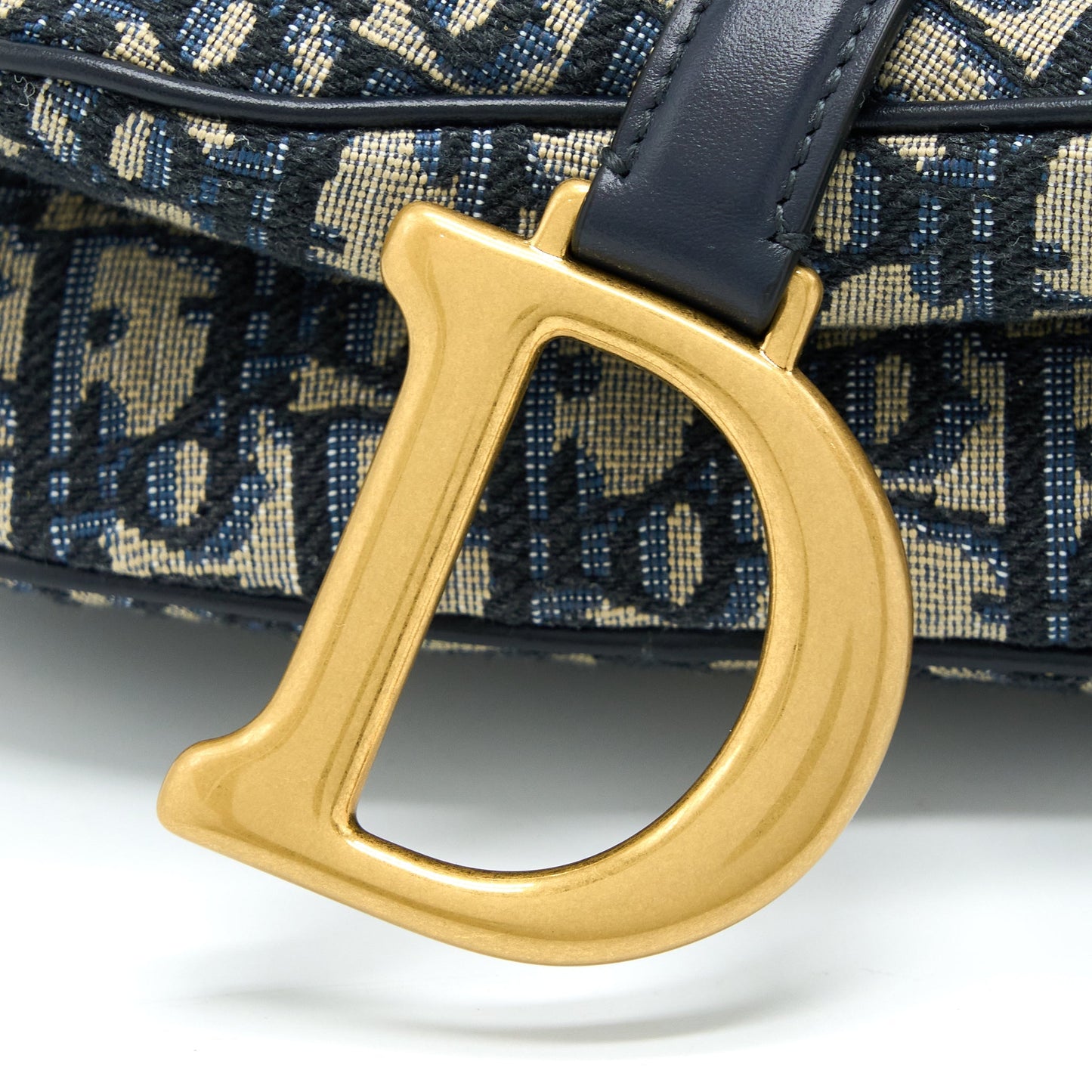 Luxury Dior Saddle Bag With Removable Shoulder Strap Blue Oblique Jacquard GHW