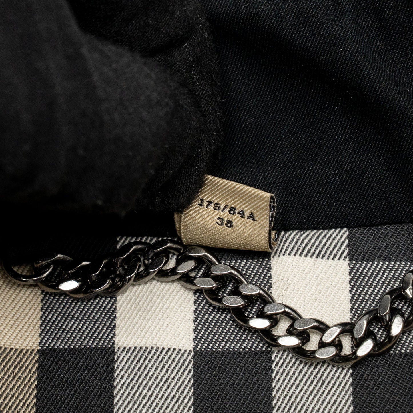 Burberry size UK8 kensington long trench coat black